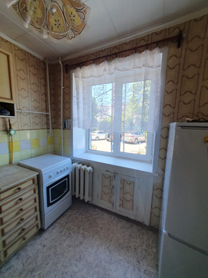 Продам трехкомнатную (3-комн.) квартиру, М.Горького ул, 83, Волгодонск г