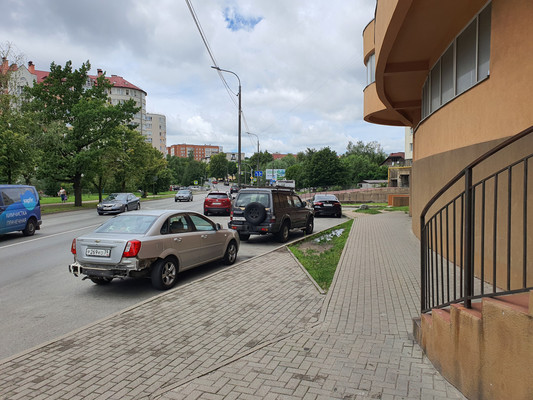 Сдам коммерческое помещение 358 м2, Ю.Гагарина ул, 99, Калининград г