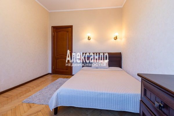 Сдам двухкомнатную (2-комн.) квартиру, Дегтярная ул, 2, Санкт-Петербург г