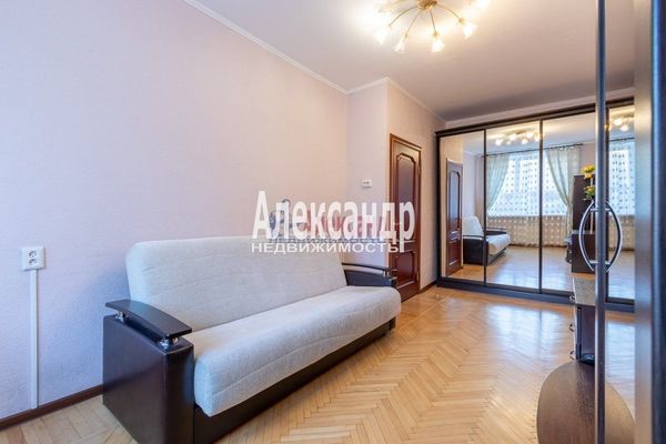 Сдам двухкомнатную (2-комн.) квартиру, Дегтярная ул, 2, Санкт-Петербург г