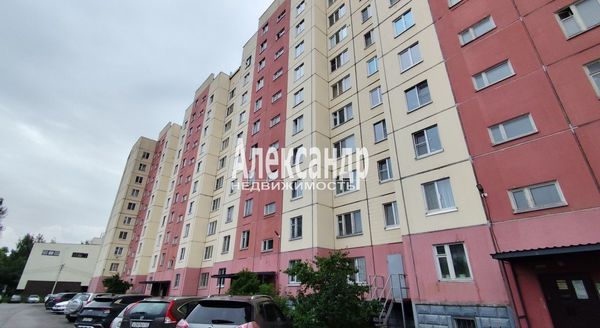 Продам двухкомнатную (2-комн.) квартиру, Магистральная ул, д. 10, Всеволожск г