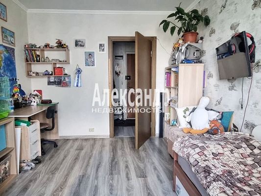 Продам двухкомнатную (2-комн.) квартиру, Корнея Чуковского ул, 7к3, Санкт-Петербург г