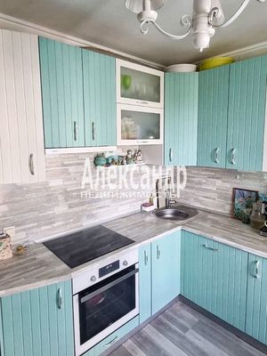 Продам двухкомнатную (2-комн.) квартиру, Корнея Чуковского ул, 7к3, Санкт-Петербург г