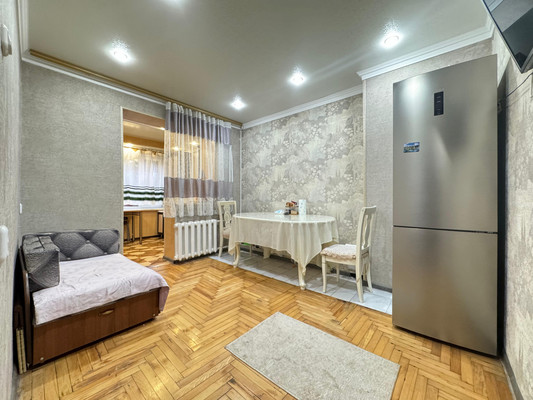 Продам трехкомнатную (3-комн.) квартиру, Московская ул, 4, Нальчик г