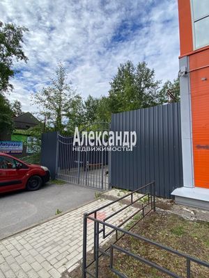 Продам торговое помещение 726 м2, Жуковского ул, 4, Приозерск г