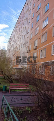 Продам трехкомнатную (3-комн.) квартиру, 9 Мая ул, 12, Химки г
