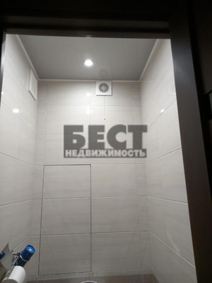 Продам двухкомнатную (2-комн.) квартиру, им Владимира Махалина мкр, 40, Дмитров г