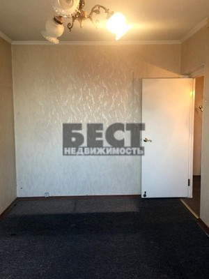 Продам трехкомнатную (3-комн.) квартиру, Вернадского пр-кт, 101к8, Москва г