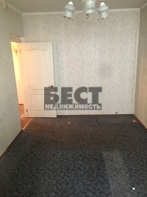 Продам трехкомнатную (3-комн.) квартиру, Вернадского пр-кт, 101к8, Москва г