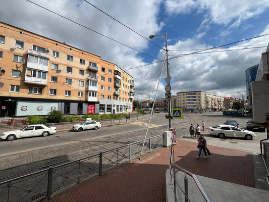 Продам коммерческое помещение 201,3 м2, Багратиона ул, 114, Калининград г