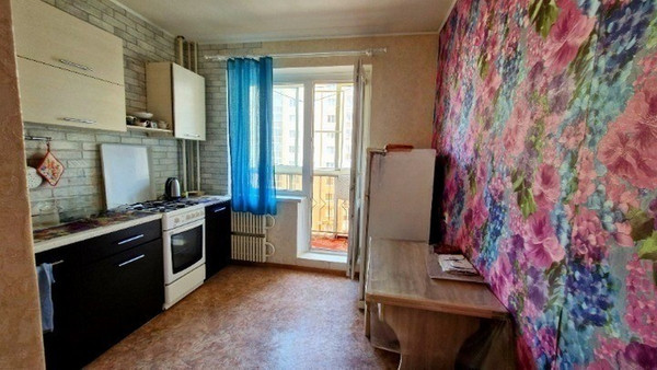 Продам однокомнатную (1-комн.) квартиру, Острогожская ул, 164/1, Воронеж г