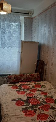 Сдам комнату в 3-комн. квартире, Крыленко ул, 5, Санкт-Петербург г