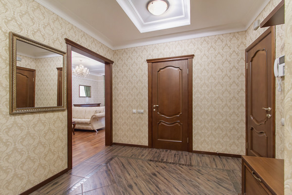 Продам трехкомнатную (3-комн.) квартиру, Театральная ул, 2, Воронеж г