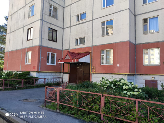 Продам двухкомнатную (2-комн.) квартиру, 25 Октября пр-кт, 69к3, Гатчина г