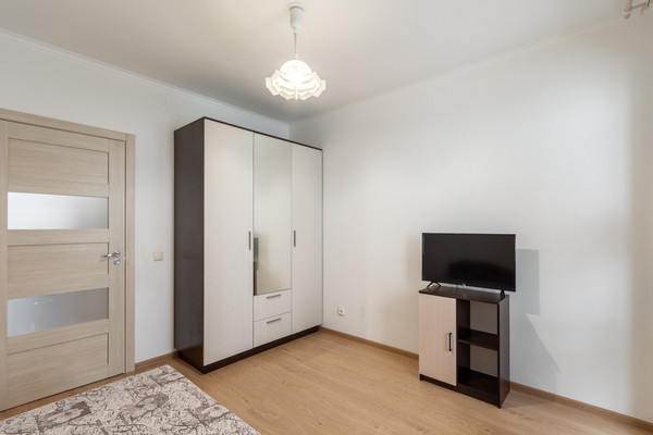 Продам однокомнатную (1-комн.) квартиру, Ветеранов пр-кт, 169к3, Санкт-Петербург г