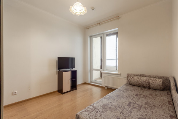 Продам однокомнатную (1-комн.) квартиру, Ветеранов пр-кт, 169к3, Санкт-Петербург г
