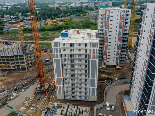 Продам трехкомнатную (3-комн.) квартиру (долевое), Славы ул, Красноярск г