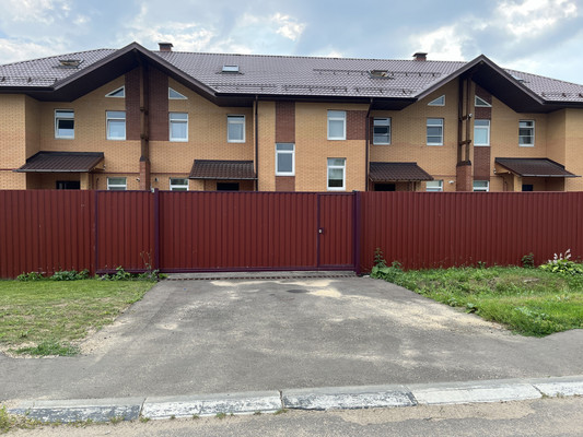 Продам таунхаус, Дубовая (Востряково мкр.) ул, 43, Домодедово г, 0 км от города