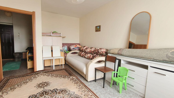 Продам однокомнатную (1-комн.) квартиру, Строителей ул, 90а, Ханты-Мансийск г