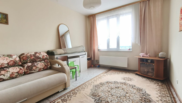 Продам однокомнатную (1-комн.) квартиру, Строителей ул, 90а, Ханты-Мансийск г