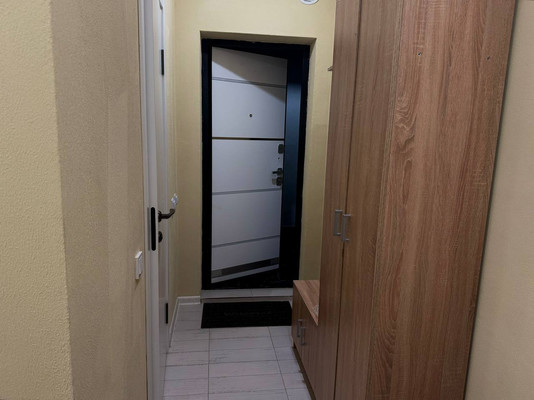 Продам однокомнатную (1-комн.) квартиру, Радуга кв-л, 10кИ, Агой с