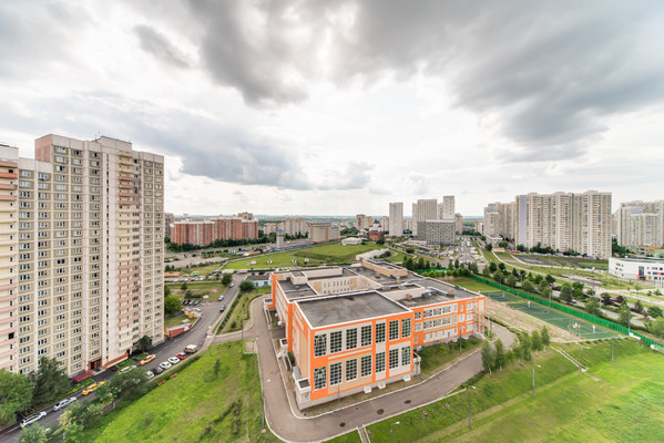 Продам трехкомнатную (3-комн.) квартиру, Мельникова пр-кт, 19, Химки г