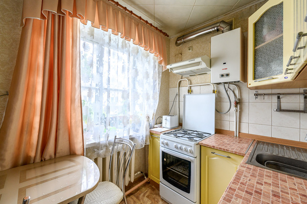 Продам трехкомнатную (3-комн.) квартиру, Проезжая ул, 169, Екатеринбург г