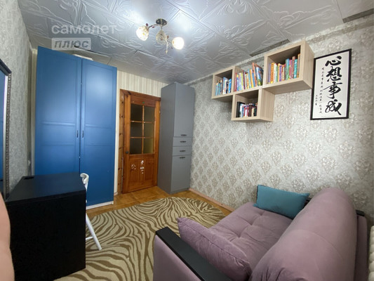 Продам двухкомнатную (2-комн.) квартиру, Звездная ул, 37, Туапсе г