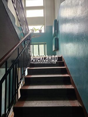 Продам двухкомнатную (2-комн.) квартиру, Железнодорожная ул, 2Б, Элисенваара п