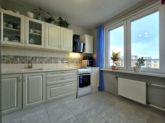 Продам двухкомнатную (2-комн.) квартиру, Полоцкая (Славянка тер.) ул, 5А, Шушары п