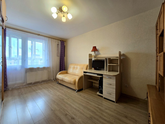 Продам двухкомнатную (2-комн.) квартиру, Полоцкая (Славянка тер.) ул, 5А, Шушары п