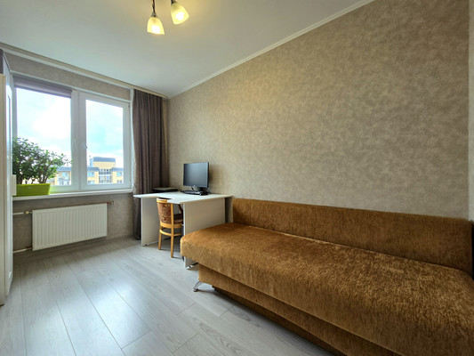 Продам двухкомнатную (2-комн.) квартиру, Полоцкая (Славянка тер.) ул, 5А, Шушары п