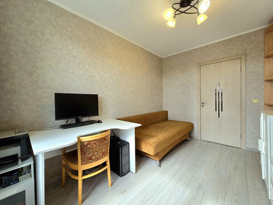 Продам двухкомнатную (2-комн.) квартиру, Полоцкая (Славянка тер.) ул, 5А, Шушары п