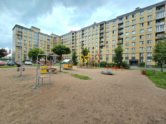 Продам двухкомнатную (2-комн.) квартиру, Полоцкая (Славянка тер.) ул, 5А, Шушары п