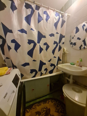 Продам трехкомнатную (3-комн.) квартиру, Карамзина ул, 23, Новороссийск г