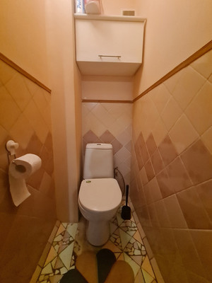 Продам трехкомнатную (3-комн.) квартиру, Карамзина ул, 23, Новороссийск г
