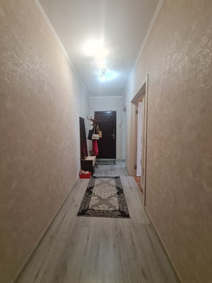 Продам трехкомнатную (3-комн.) квартиру, Карамзина ул, 23, Новороссийск г