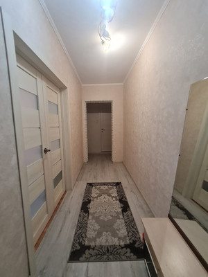 Продам трехкомнатную (3-комн.) квартиру, Карамзина ул, 23, Новороссийск г