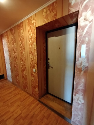 Продам трехкомнатную (3-комн.) квартиру, Декабристов ул, 129, Казань г