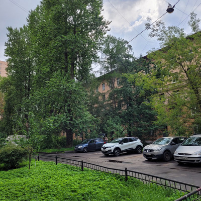 Продам комнату в 9-комн. квартире, Пархоменко пр-кт, 8, Санкт-Петербург г