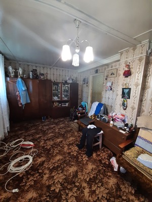 Продам трехкомнатную (3-комн.) квартиру, Д.2, Песоченка п