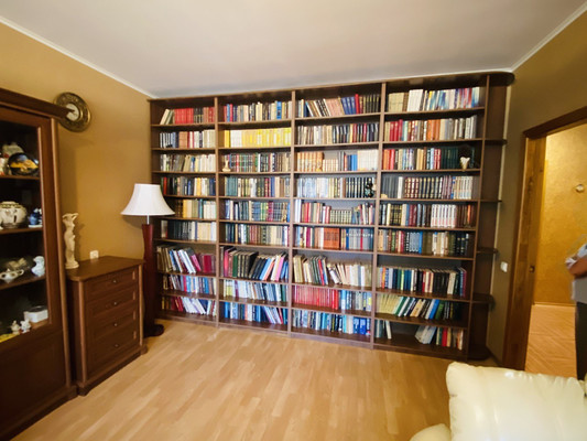 Продам трехкомнатную (3-комн.) квартиру, Чавайна б-р, 43, Йошкар-Ола г