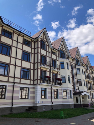 Продам трехкомнатную (3-комн.) квартиру, Речная ул, 20к1, Великий Новгород г