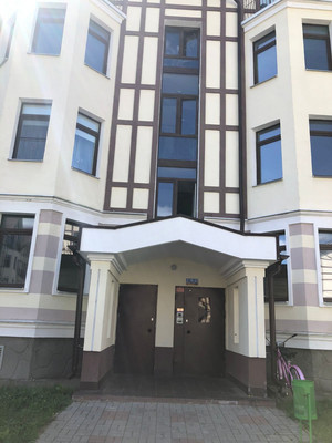 Продам трехкомнатную (3-комн.) квартиру, Речная ул, 20к1, Великий Новгород г