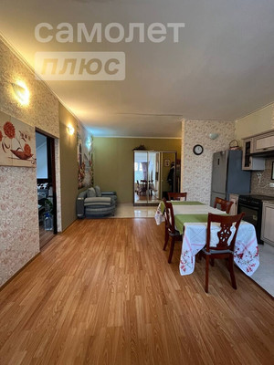 Продам трехкомнатную (3-комн.) квартиру, Лесная ул, 7, Михнево д