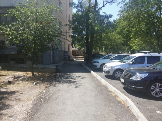 Продам коммерческое помещение 81 м2, Беспалова ул, 37, Симферополь г