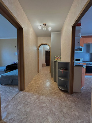 Продам трехкомнатную (3-комн.) квартиру, Батецкая ул, 21к1, Великий Новгород г