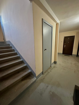 Продам трехкомнатную (3-комн.) квартиру, Батецкая ул, 21к1, Великий Новгород г