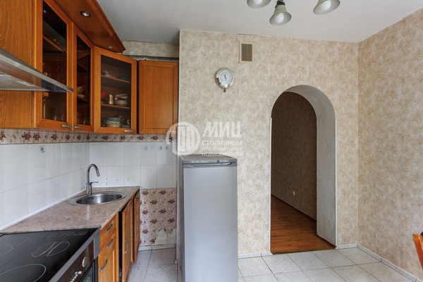 Продам двухкомнатную (2-комн.) квартиру, Таллинская ул, 24, Москва г
