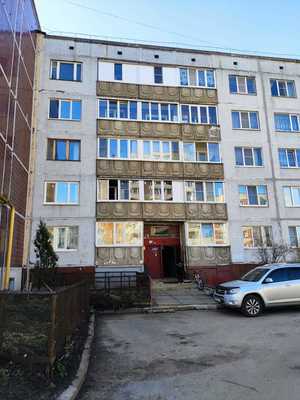 Продам трехкомнатную (3-комн.) квартиру, Староладожский канал ул, , 3, Шлиссельбург г